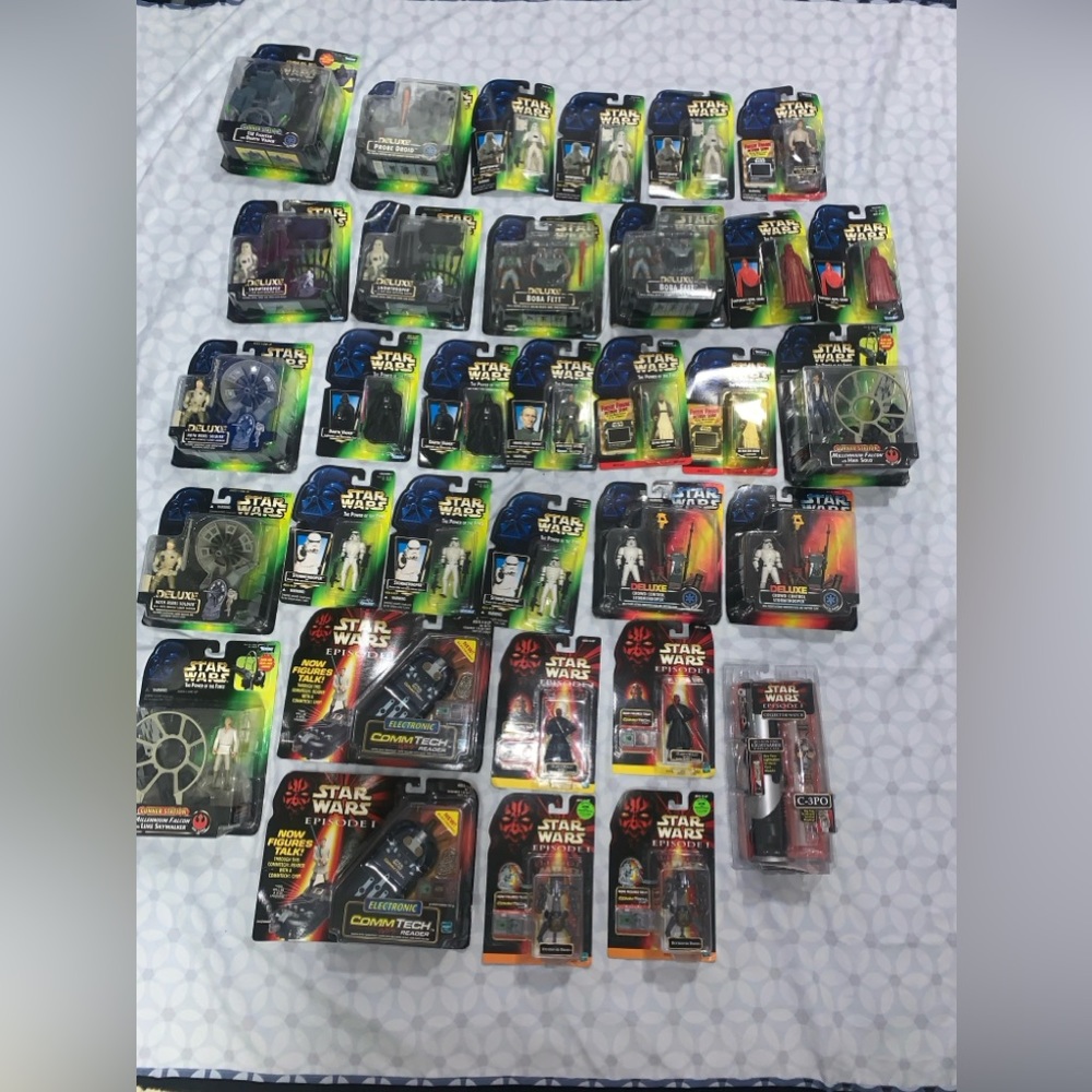 Lot of 33 1993 Star Wars toys